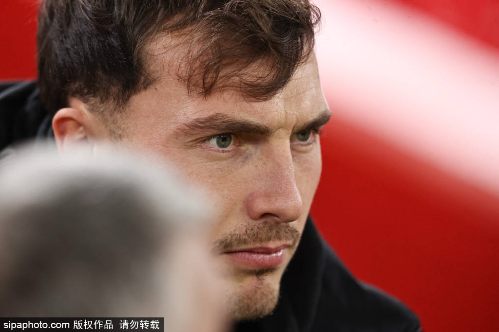 一个名叫索博斯洛伊的火枪：阿诺德离开利物浦前往马德里所给予的恩惠